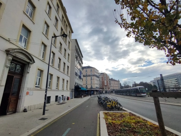 Investissement en appartement LMNP à Grenoble avec rentabilité de 5 %