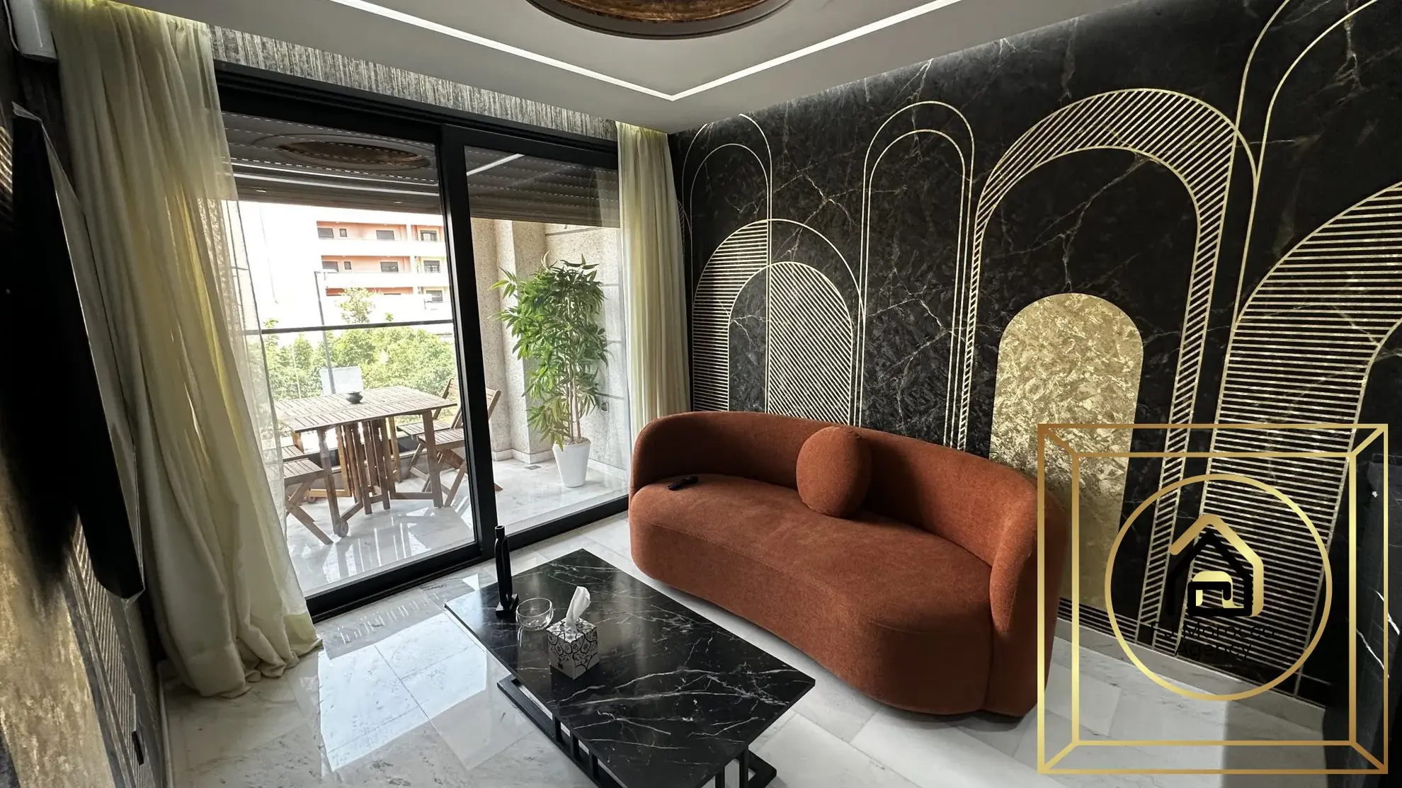 Vente appartement T2 meublé avec piscine et parking à Marrakech 