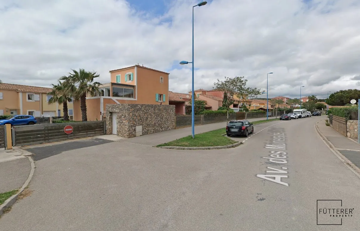 Garage à Narbonne-Plage à vendre - 17,78 m² avec accès facile 