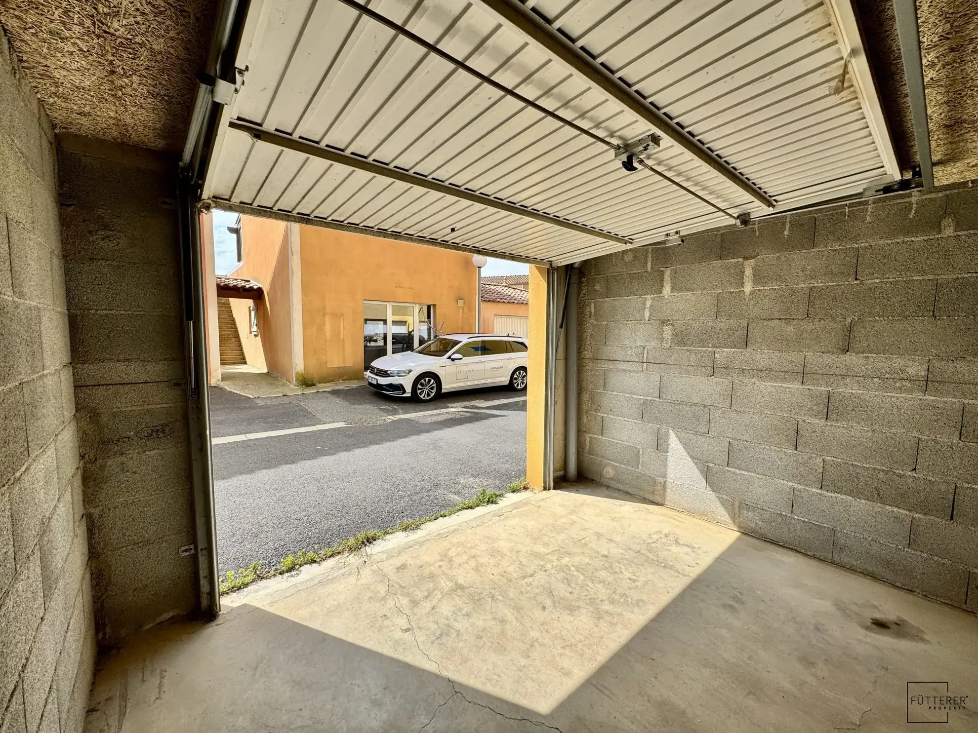 Garage à Narbonne-Plage à vendre - 17,78 m² avec accès facile 