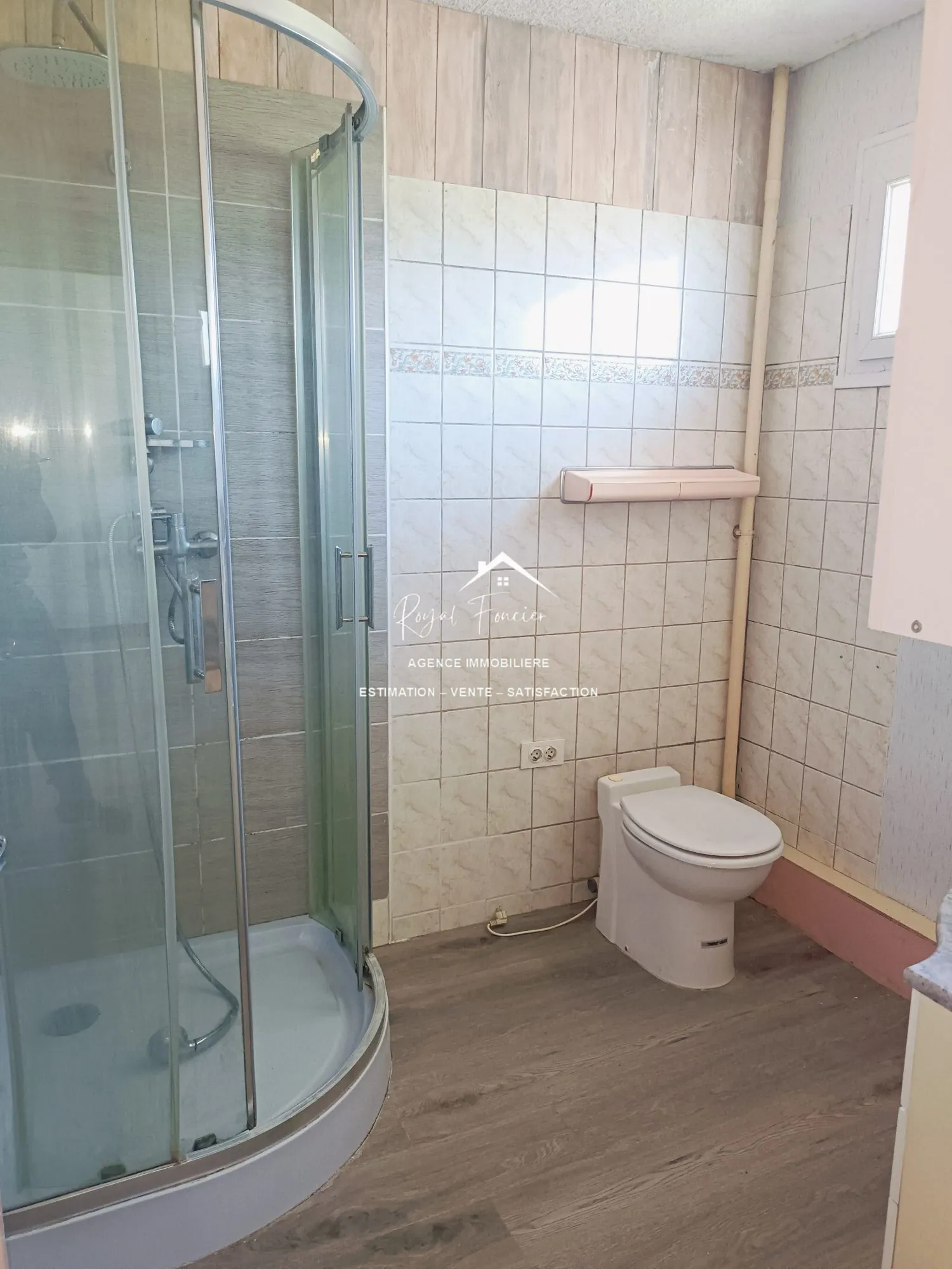 Maison traditionnelle de 87 m² avec jardin et cave à Ingrandes 