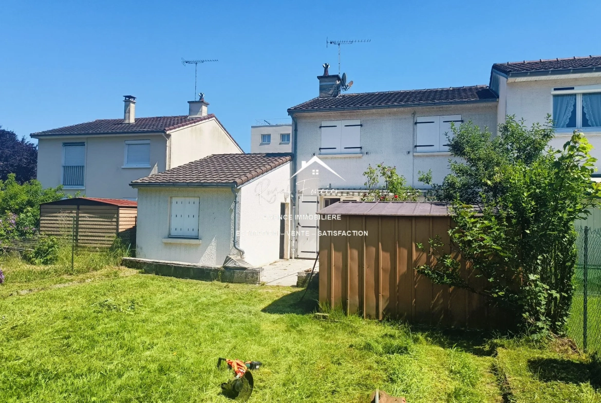 Vue arrière  Maison traditionnelle de 87 m² avec jardin et cave à Ingrandes 