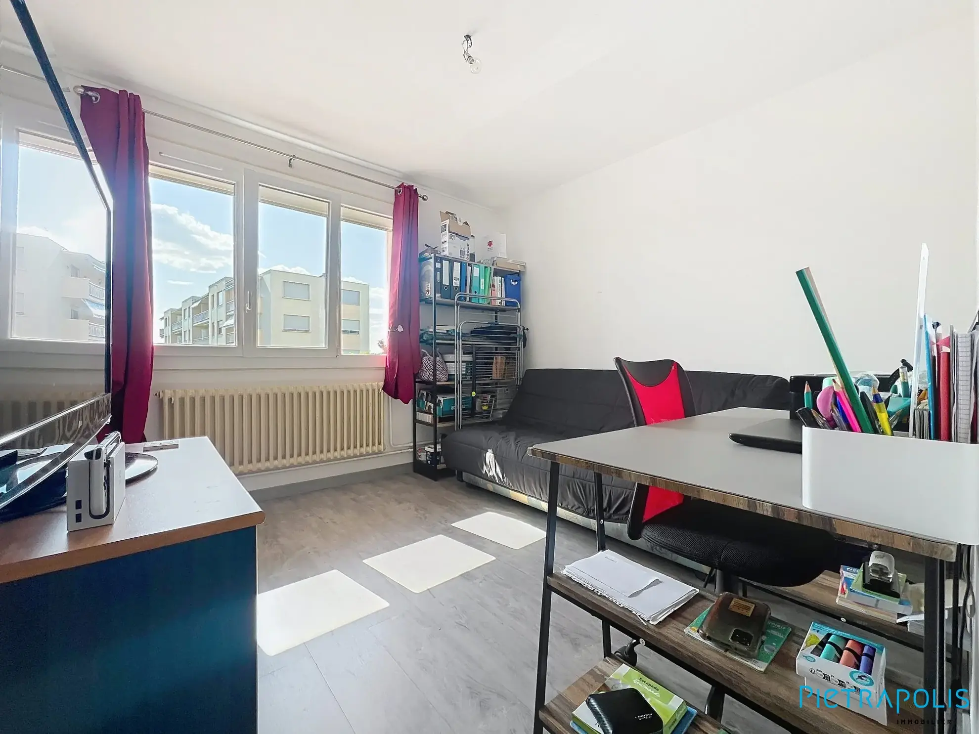 Appartement T3-T4 lumineux de 69 m² à Riorges avec garage et balcons 