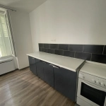 Appartement T2 à Clermont-Ferrand avec garage, cave et cour - Investissement ou résidence