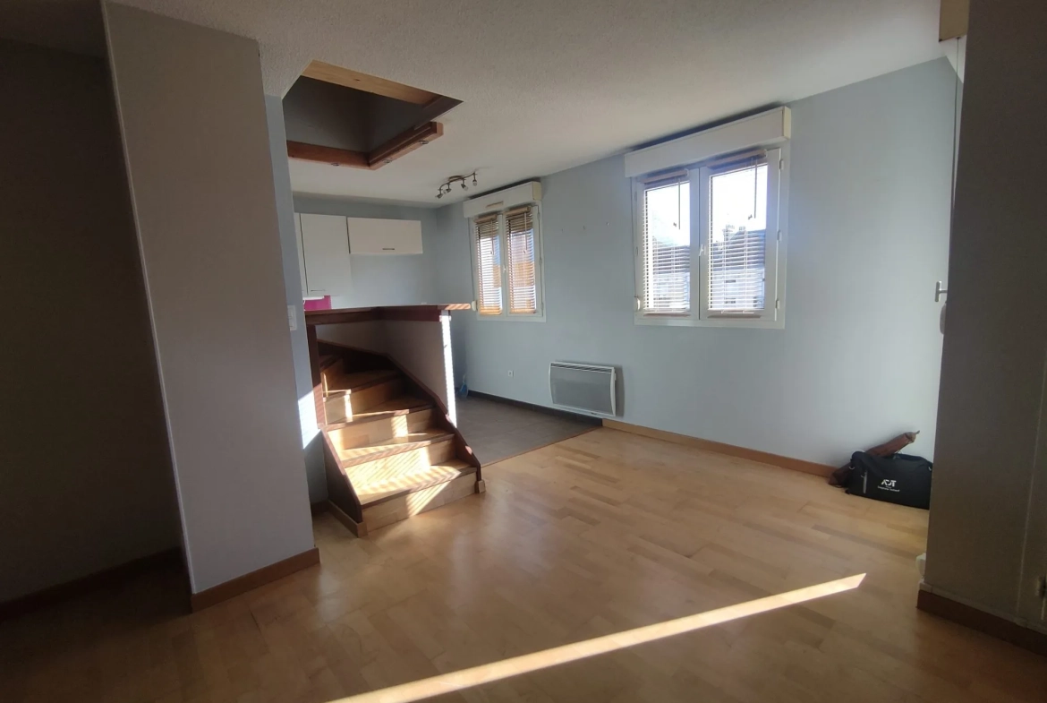 Investissement immobilier à Grenoble : Duplex 67,85 m² avec balcon et parking privé 