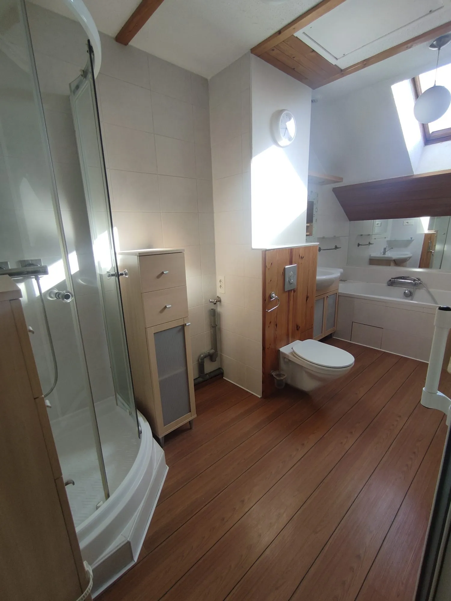 Investissement immobilier à Grenoble : Duplex 67,85 m² avec balcon et parking privé 