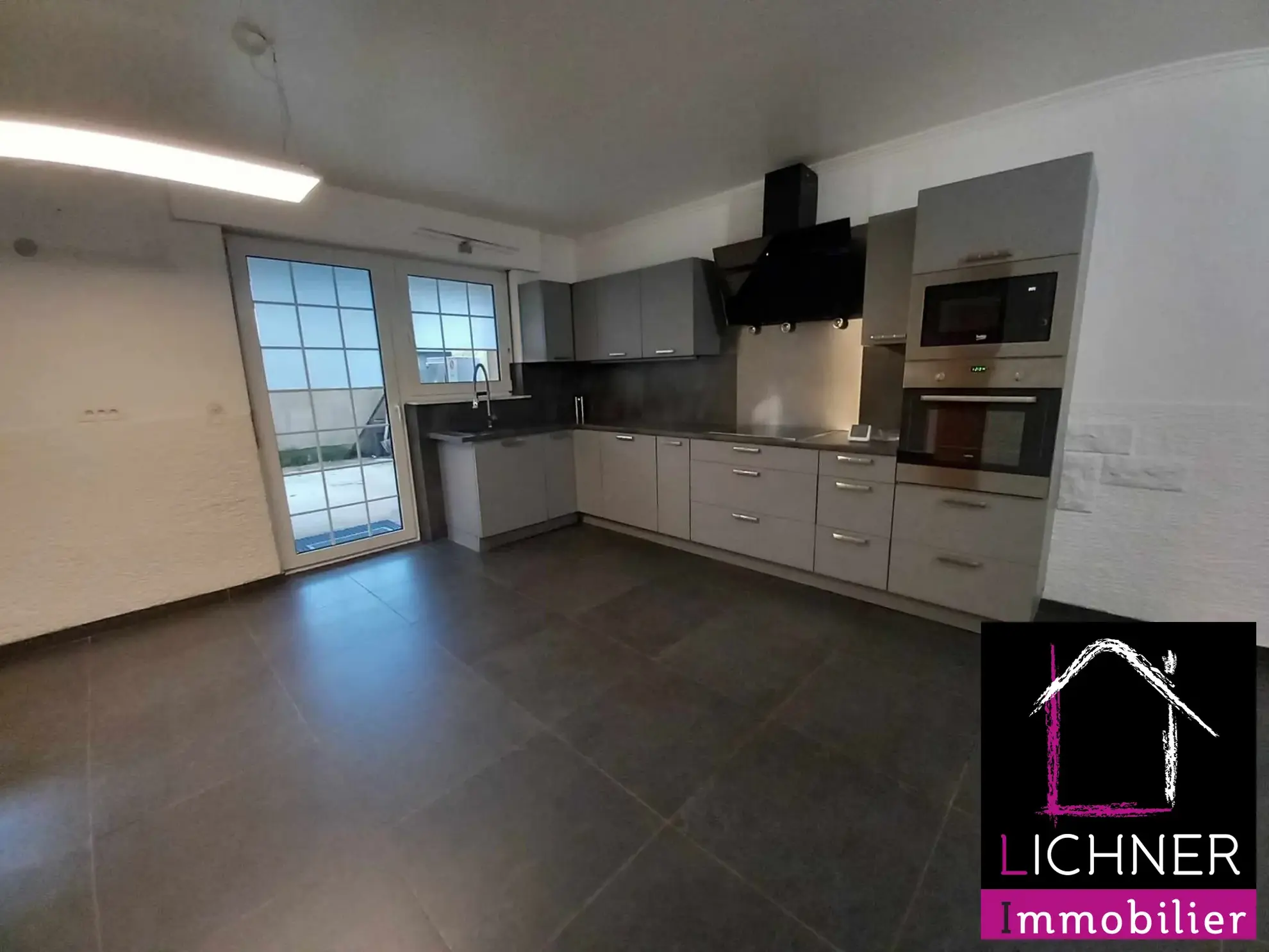 Belle maison de 220 m² à Behren-lès-Forbach avec jardin et garage 