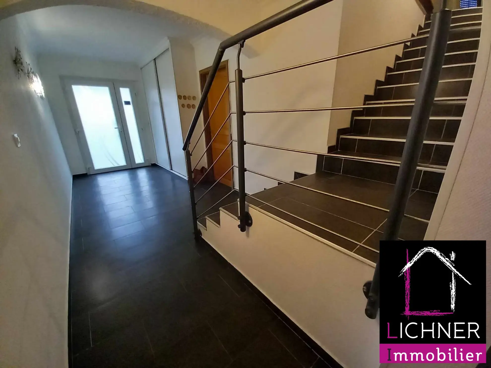 Belle maison de 220 m² à Behren-lès-Forbach avec jardin et garage 