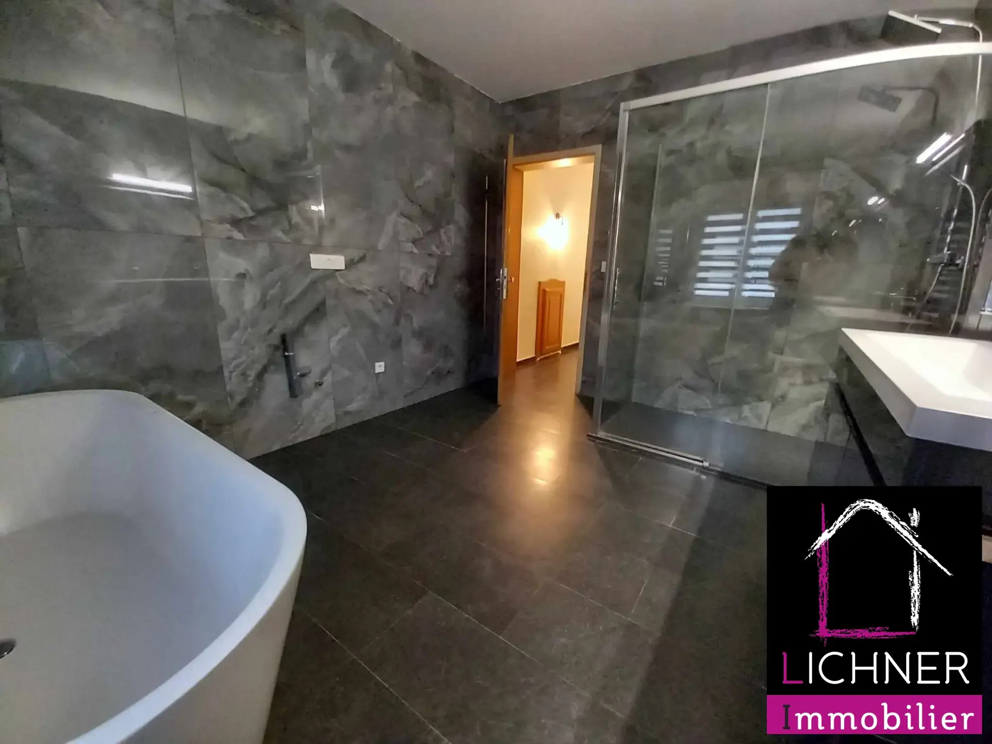 Belle maison de 220 m² à Behren-lès-Forbach avec jardin et garage 