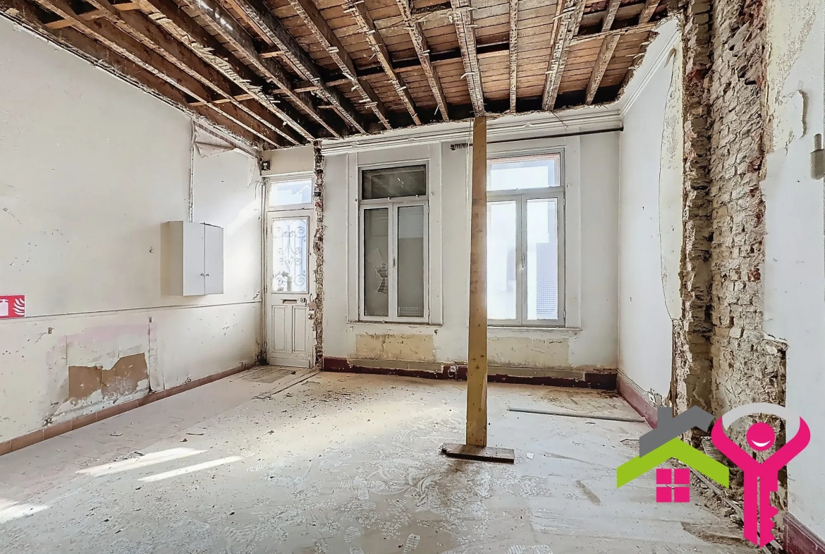 Maison à vendre à Anzin avec grand potentiel de rénovation 