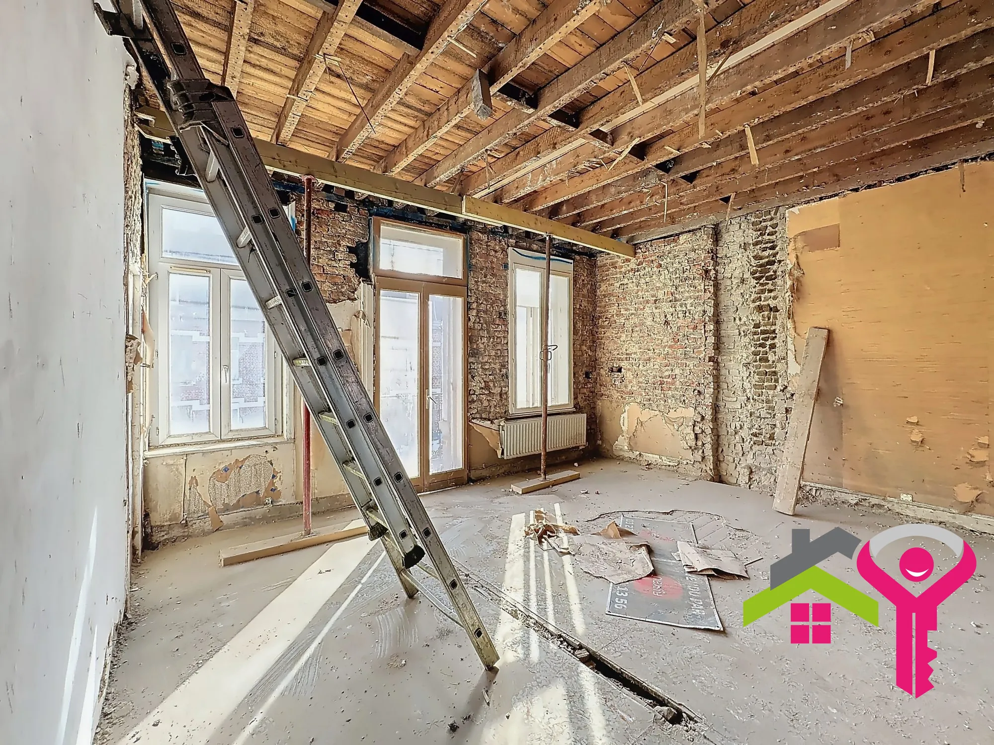 Maison à vendre à Anzin avec grand potentiel de rénovation 