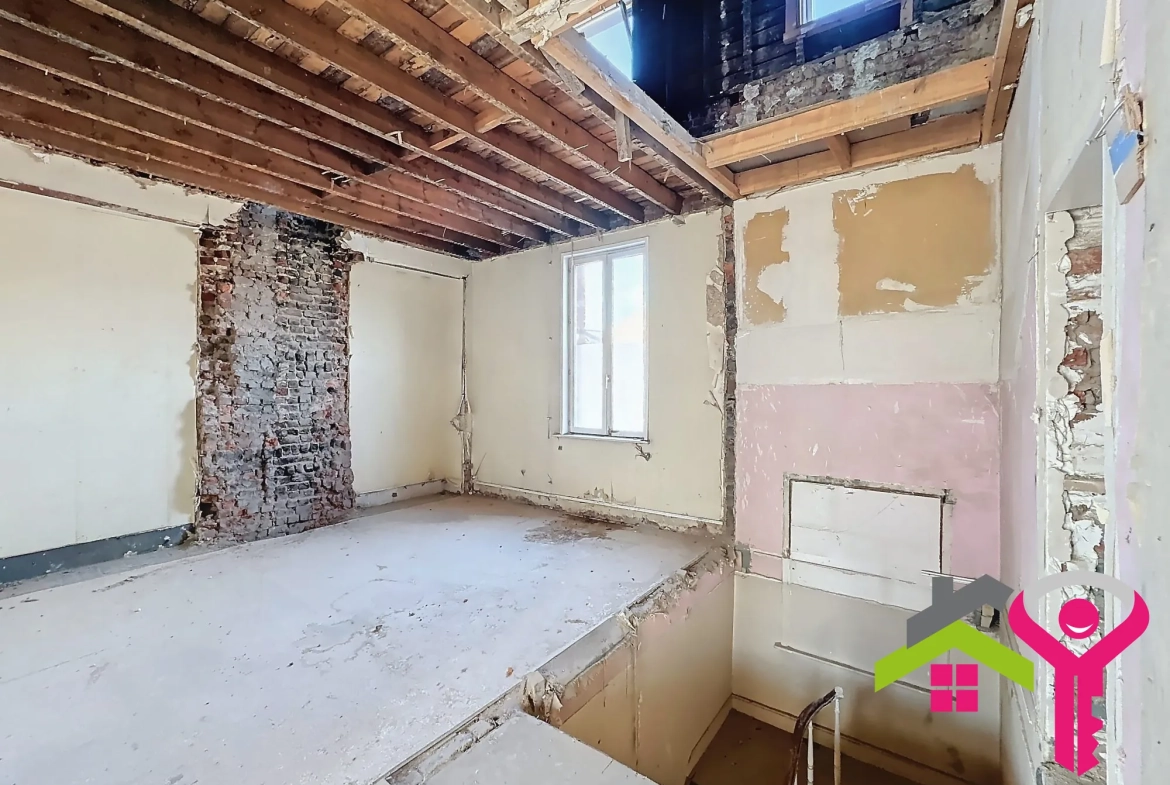 Maison à vendre à Anzin avec grand potentiel de rénovation 