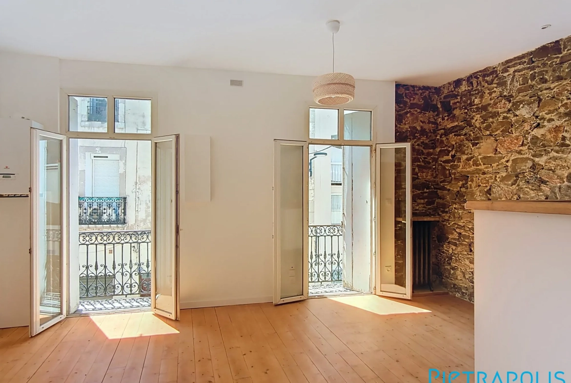 Appartement T2 avec deux balcons à vendre à Sète, Quartier Victor Hugo 