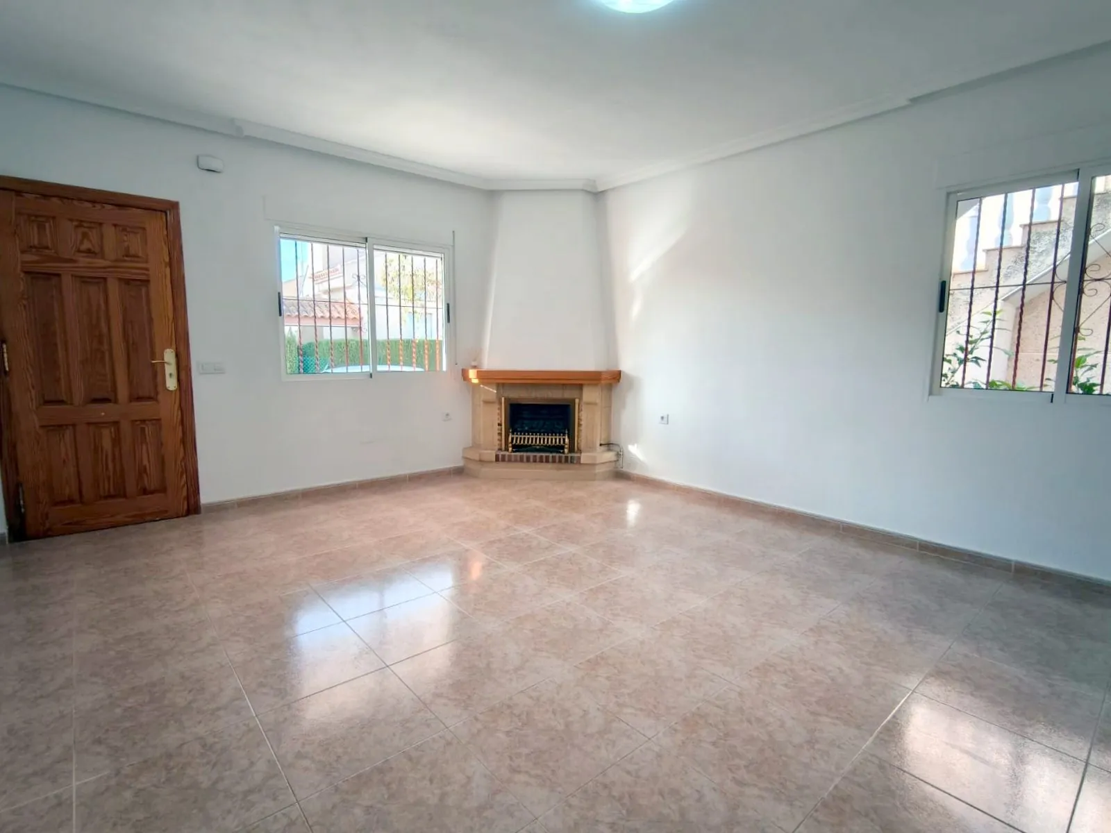 Maison neuve de plain-pied avec piscine à Algorfa, Costa Blanca 