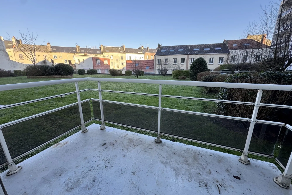 Appartement à vendre à Le Havre près de l'université avec balcon et ascenseur 