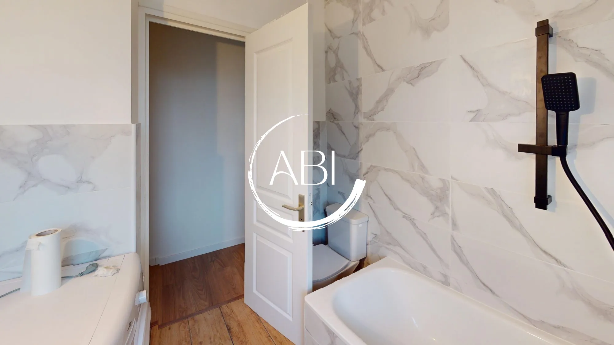 Appartement 2 pièces rénové de 39 m² à Bagnoles de l'Orne, résidence calme 