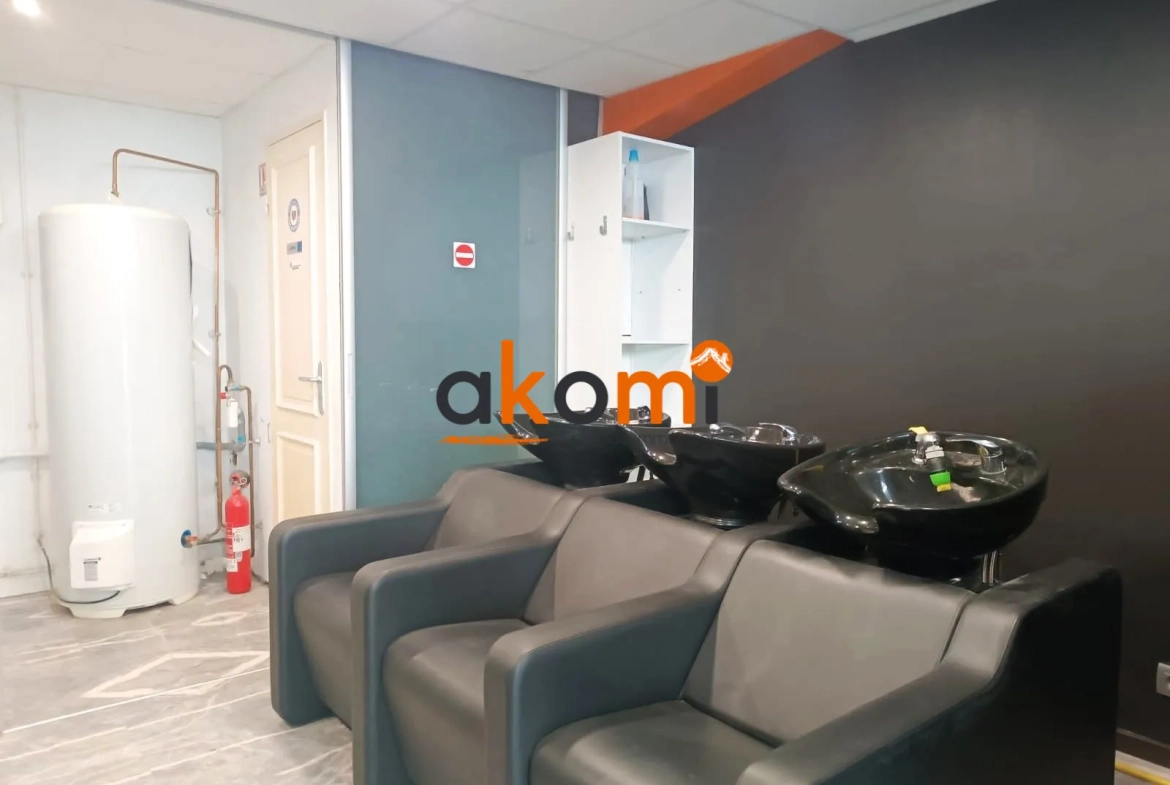 Salon de coiffure et institut de beauté à Mulhouse, emplacement premium, moderne et prêt à l'emploi 