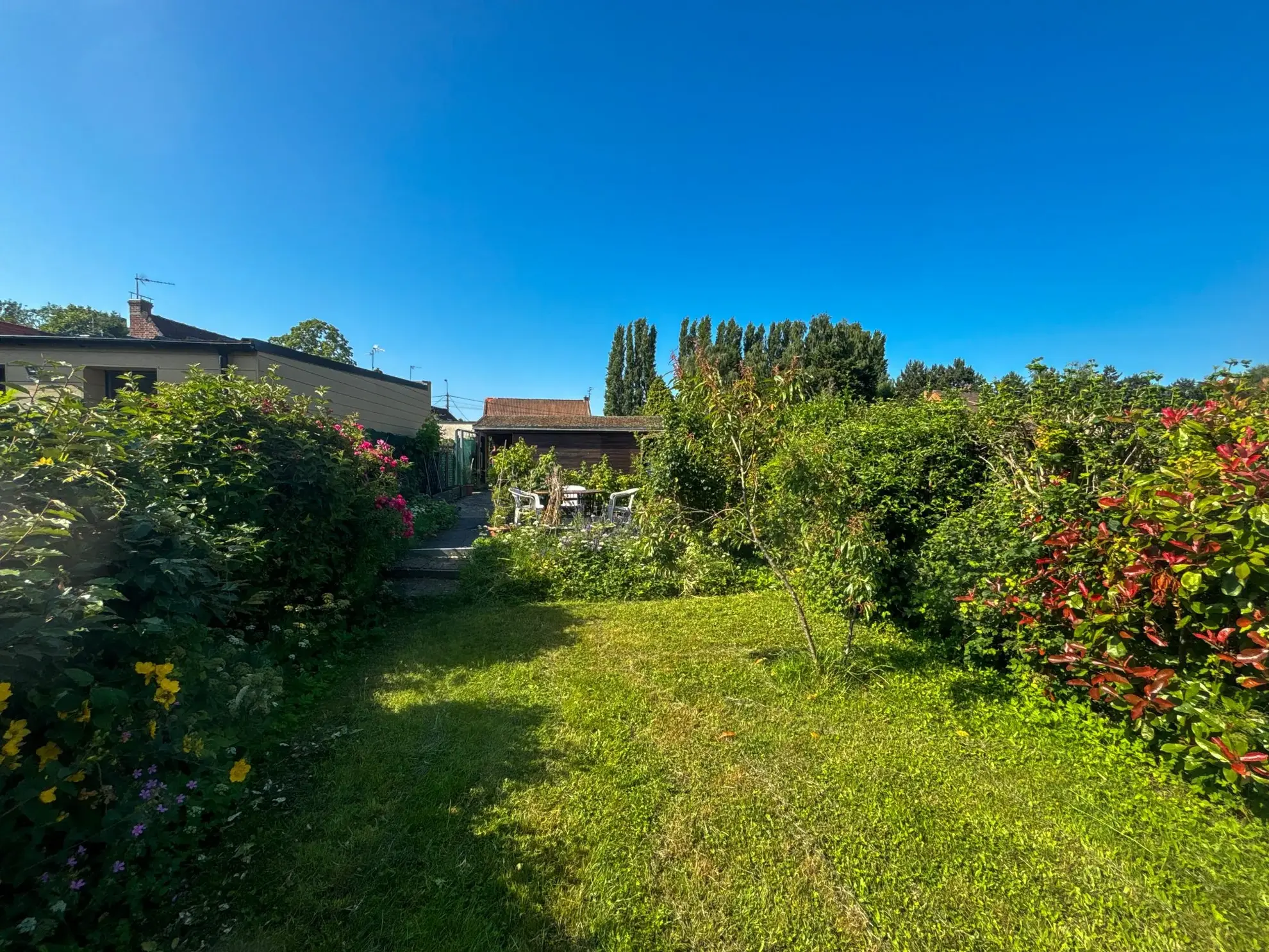 Maison de campagne à vendre à Hem avec jardin et garage 