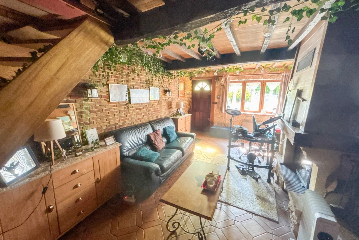Maison de campagne à vendre à Hem avec jardin et garage 