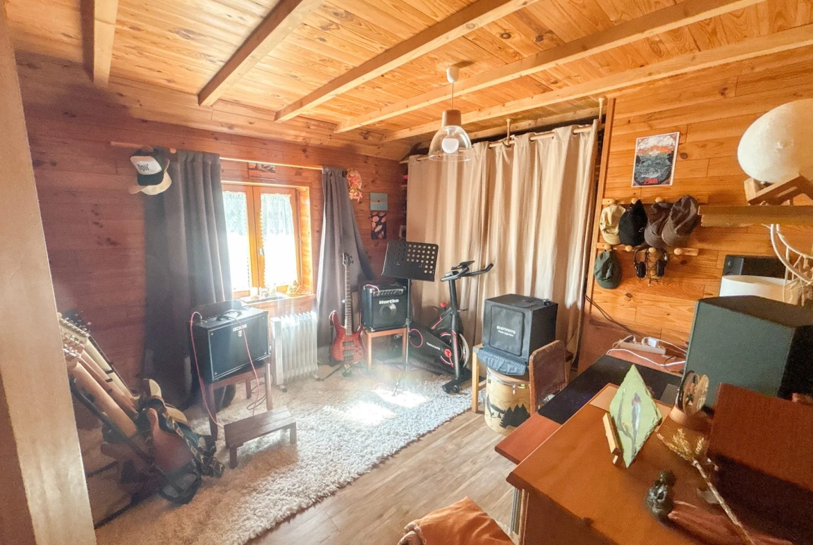 Maison de campagne à vendre à Hem avec jardin et garage 