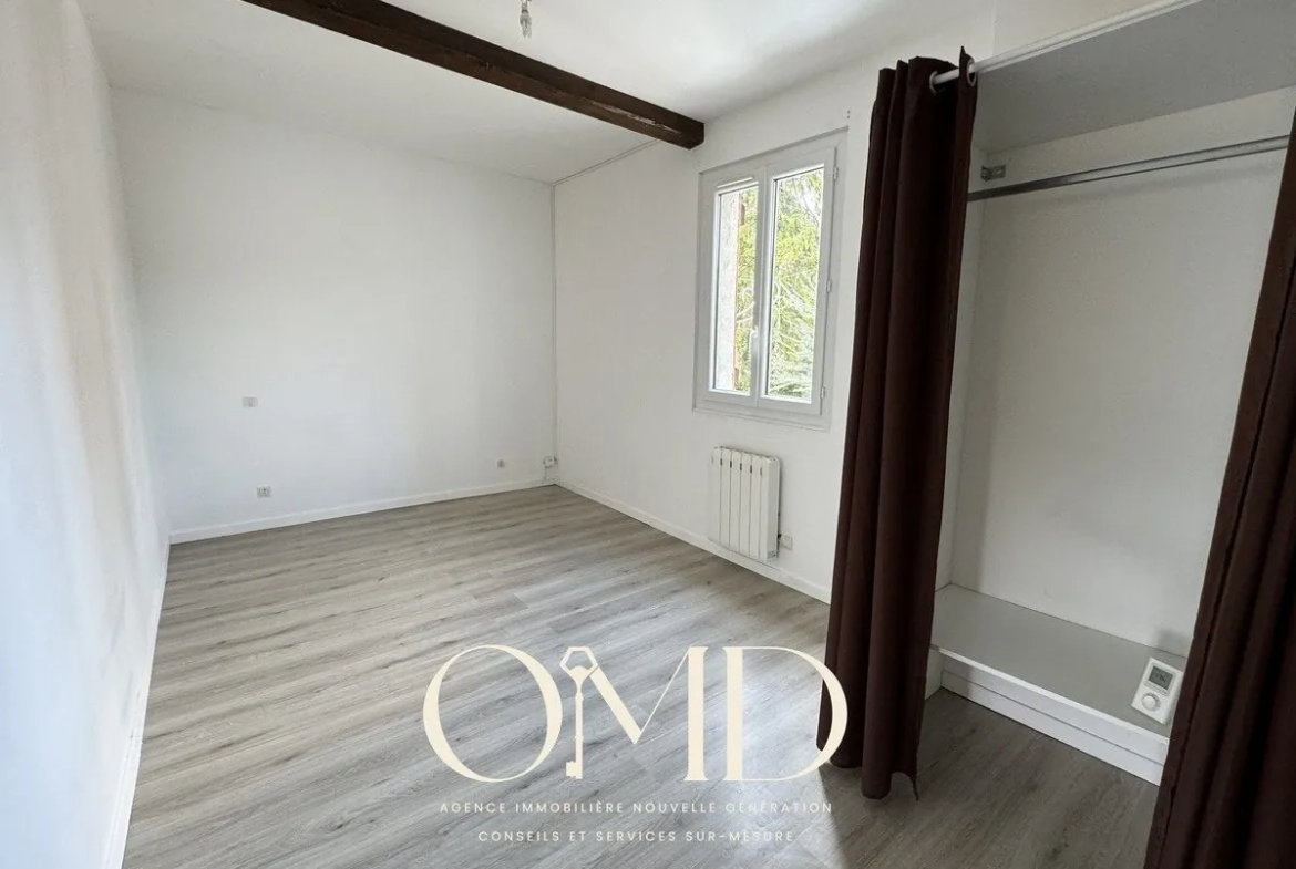 Maison mitoyenne à rénover de 91,18 m² à Marquefave – Proche commodités 