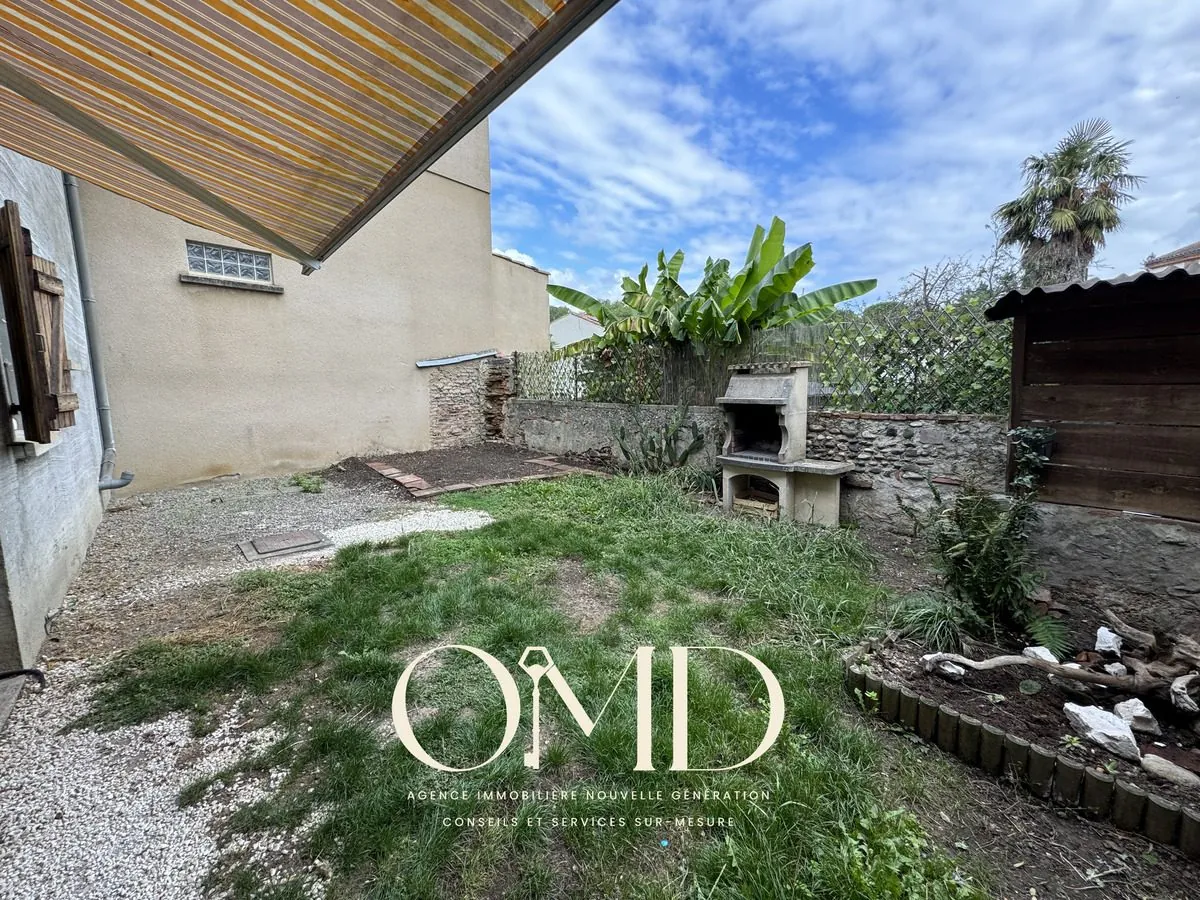 Maison mitoyenne à rénover de 91,18 m² à Marquefave – Proche commodités 