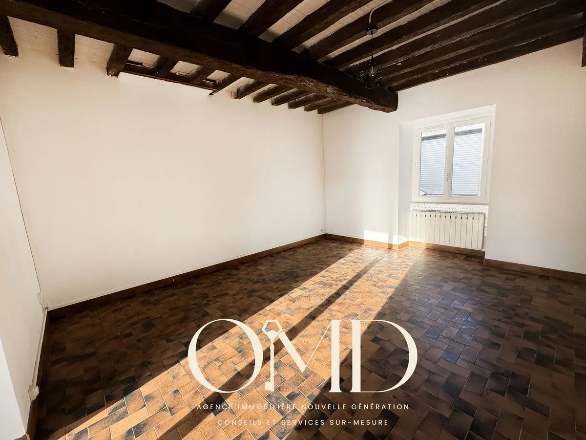Maison mitoyenne à rénover de 91,18 m² à Marquefave – Proche commodités 