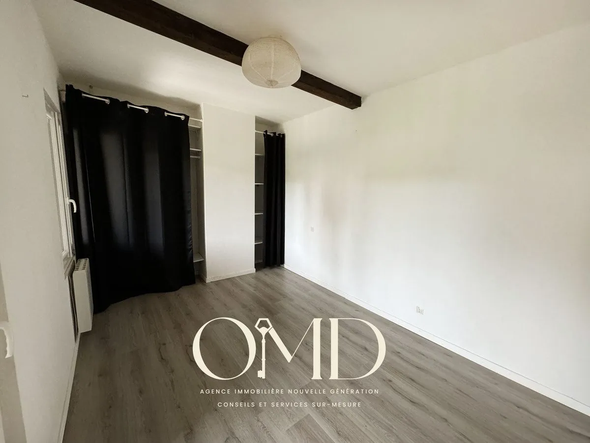 Maison mitoyenne à rénover de 91,18 m² à Marquefave – Proche commodités 