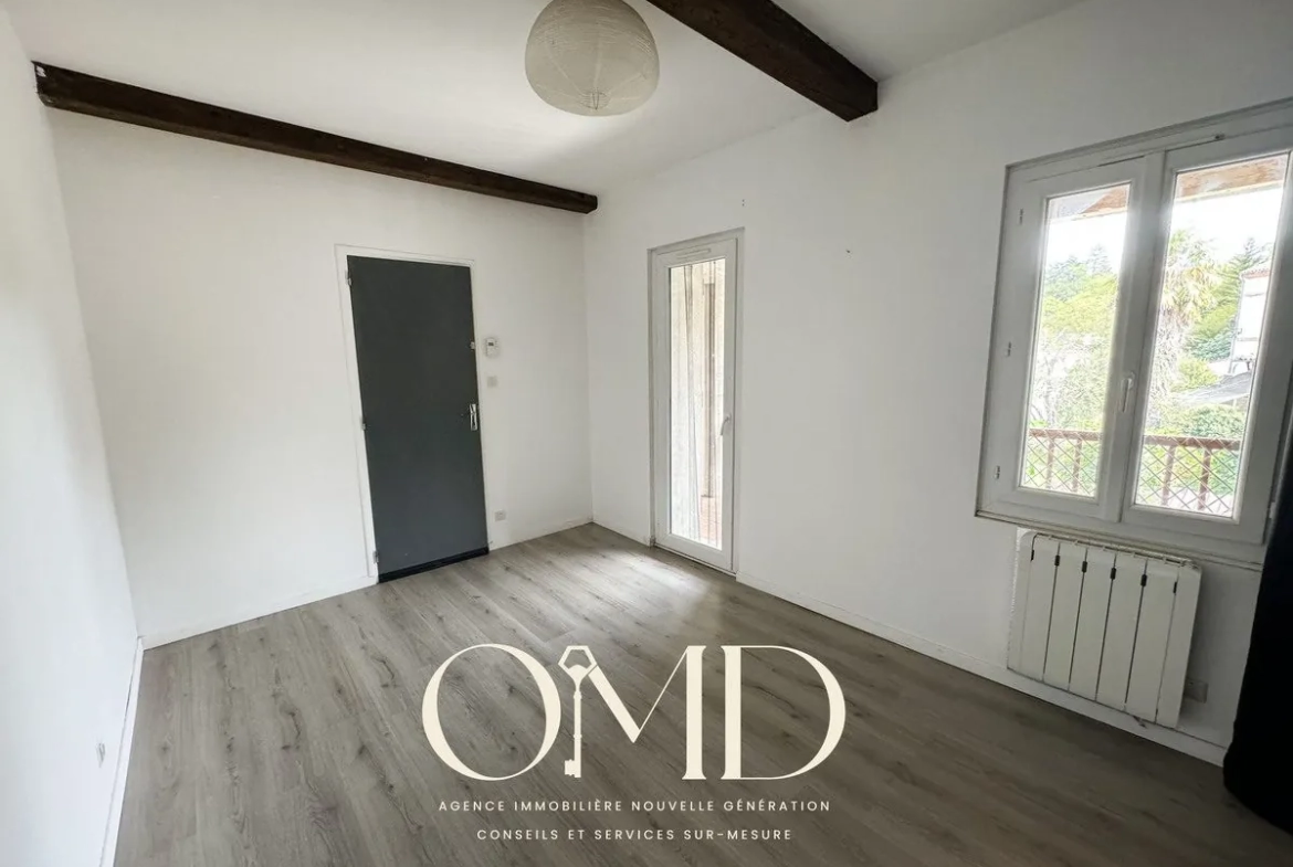 Maison mitoyenne à rénover de 91,18 m² à Marquefave – Proche commodités 