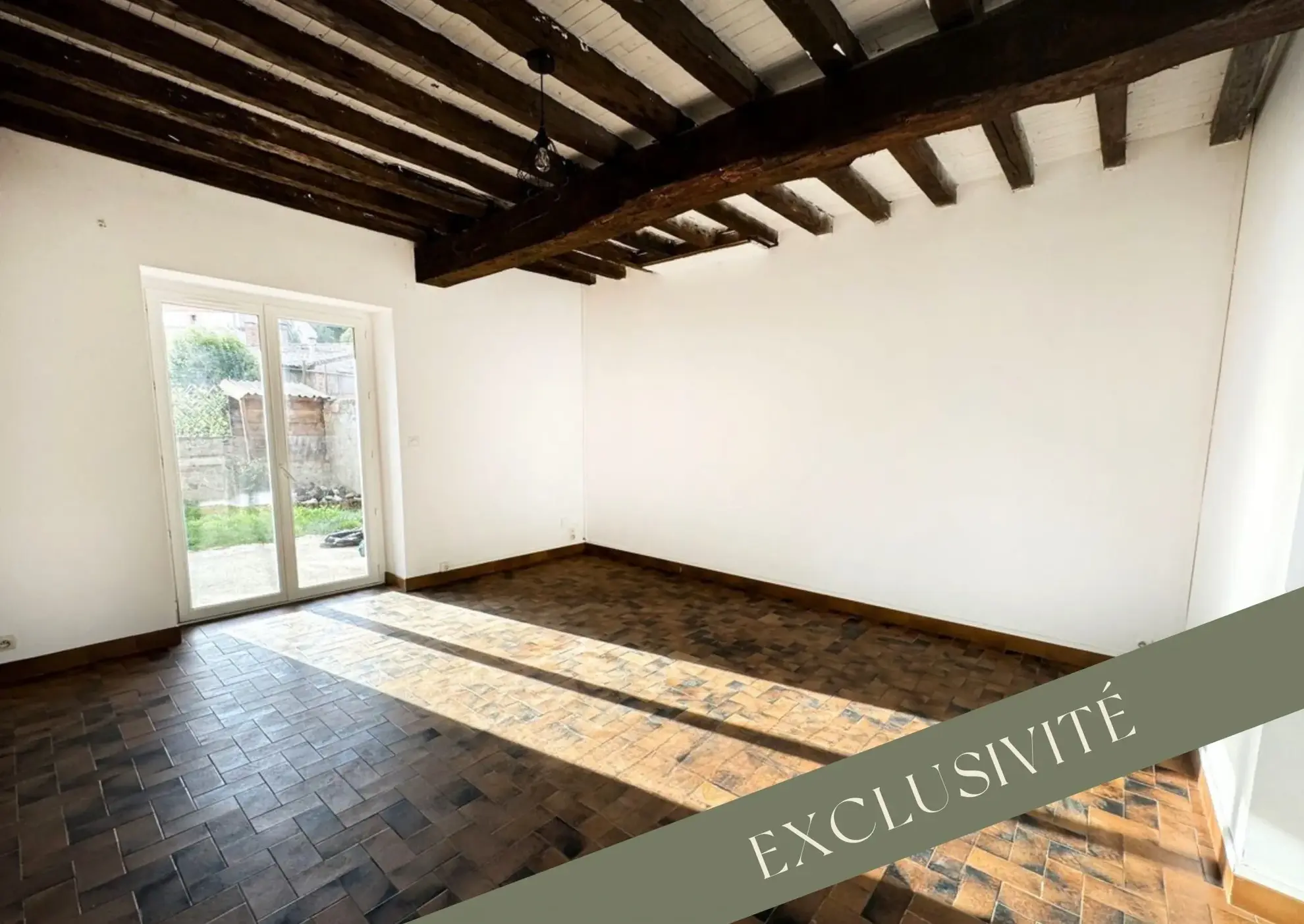Maison mitoyenne à rénover de 91,18 m² à Marquefave – Proche commodités 