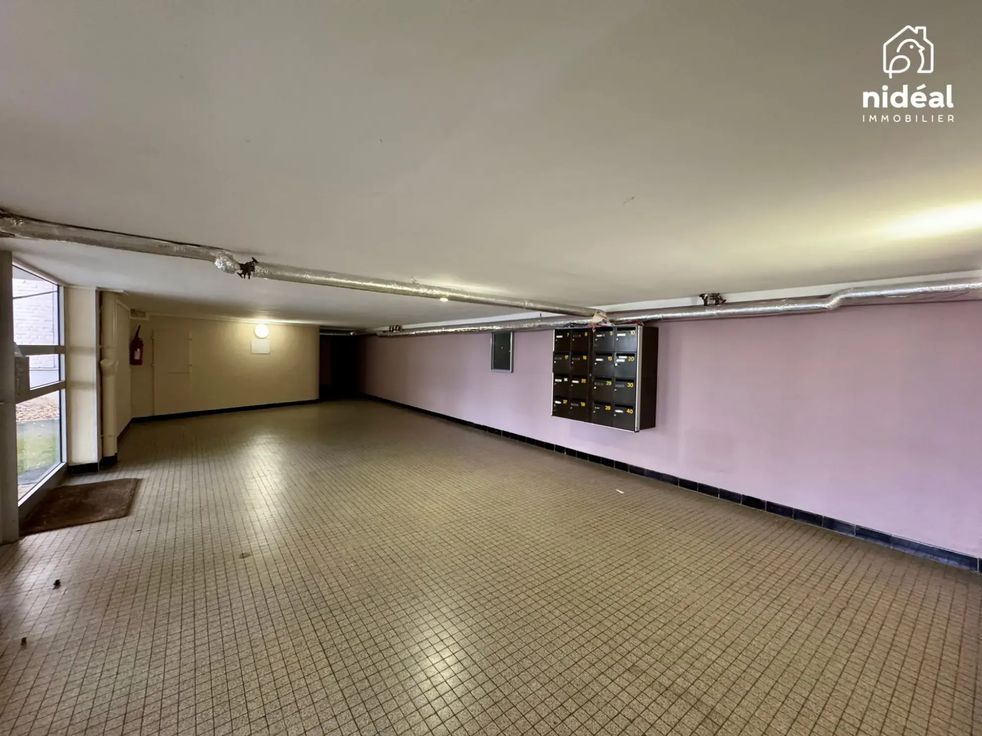 Appartement rénové de 66 m² avec balcon et garage à Maubeuge 