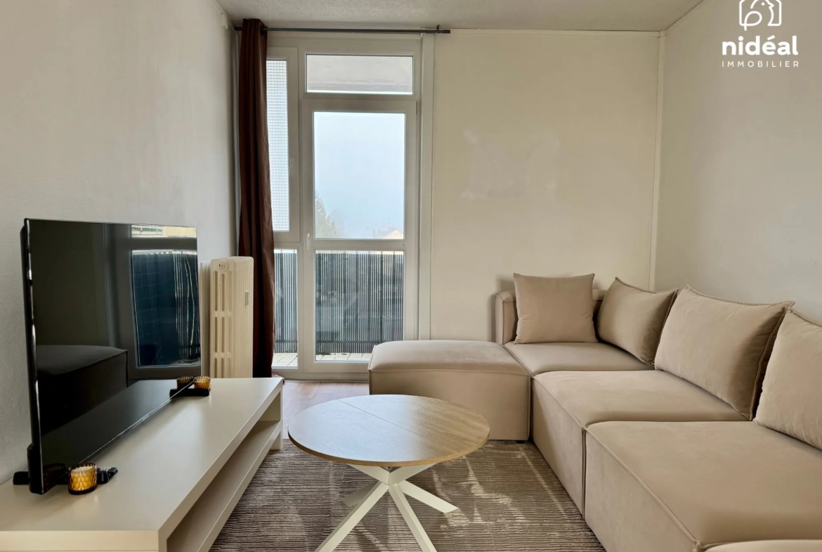 Appartement rénové de 66 m² avec balcon et garage à Maubeuge 