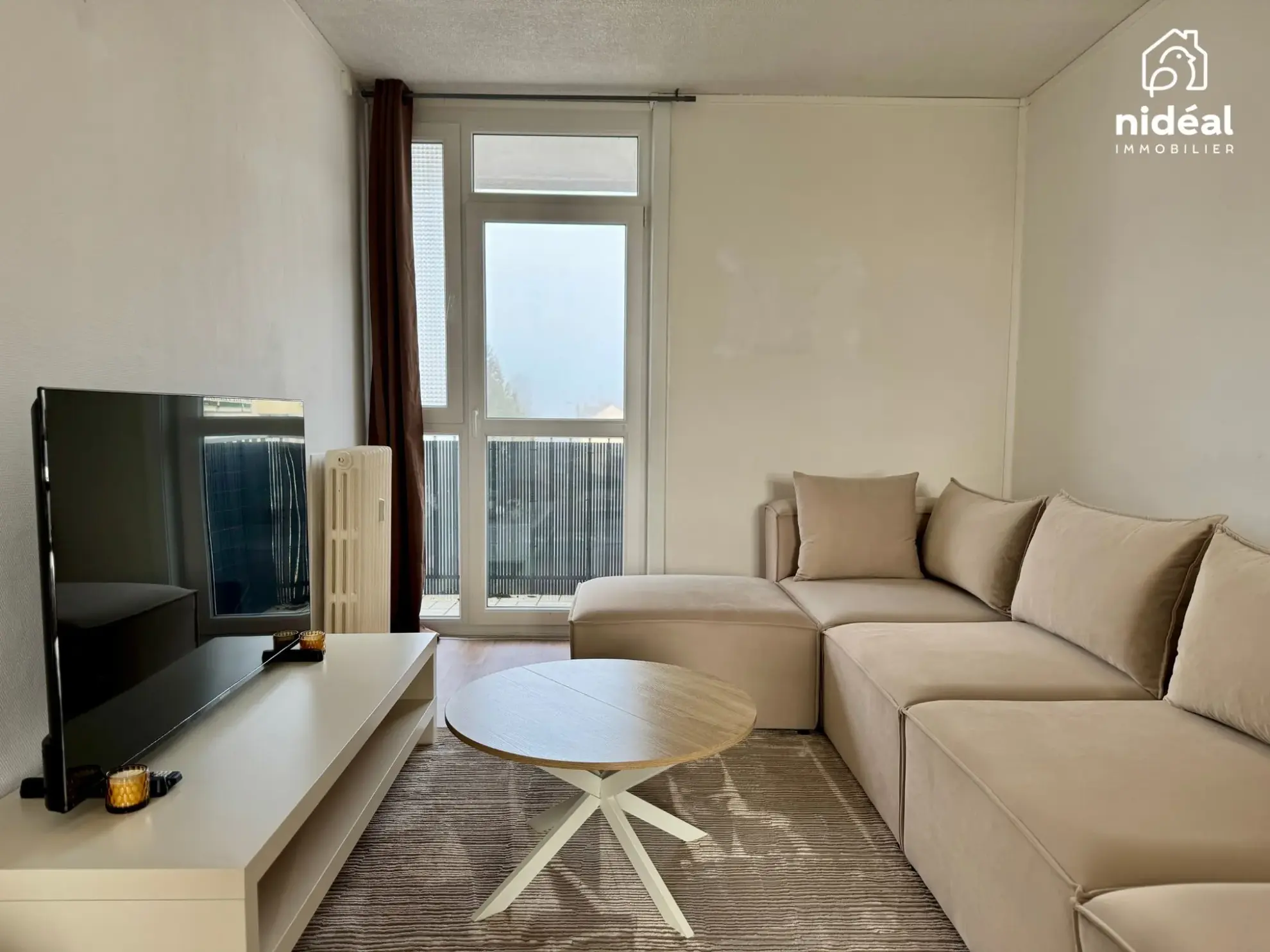 Appartement rénové de 66 m² avec balcon et garage à Maubeuge 