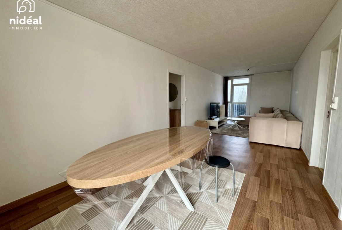 Appartement rénové de 66 m² avec balcon et garage à Maubeuge 