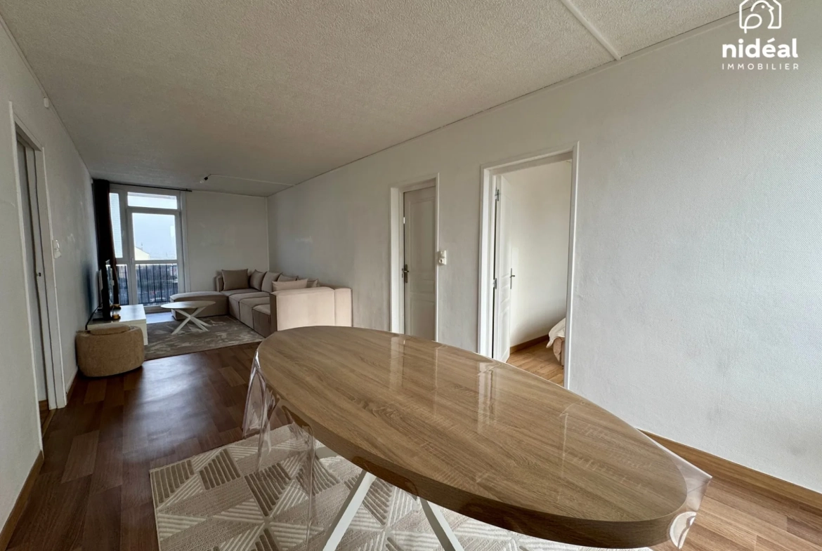 Appartement rénové de 66 m² avec balcon et garage à Maubeuge 