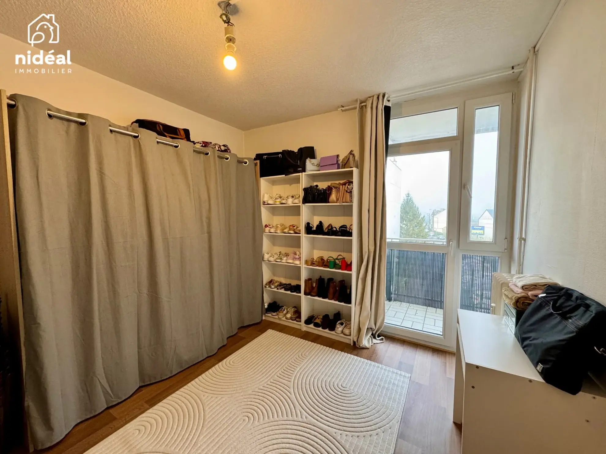 Appartement rénové de 66 m² avec balcon et garage à Maubeuge 
