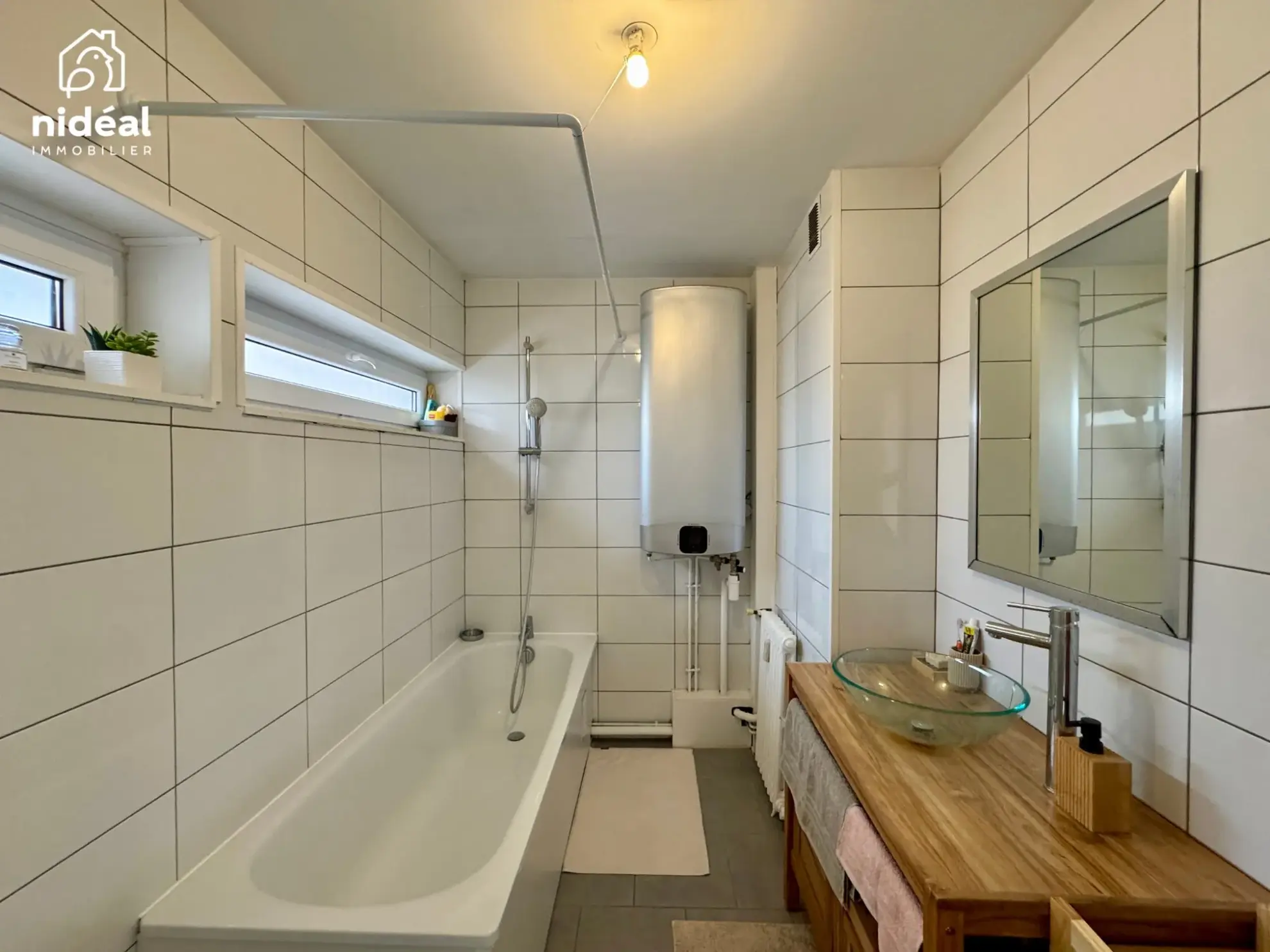 Appartement rénové de 66 m² avec balcon et garage à Maubeuge 