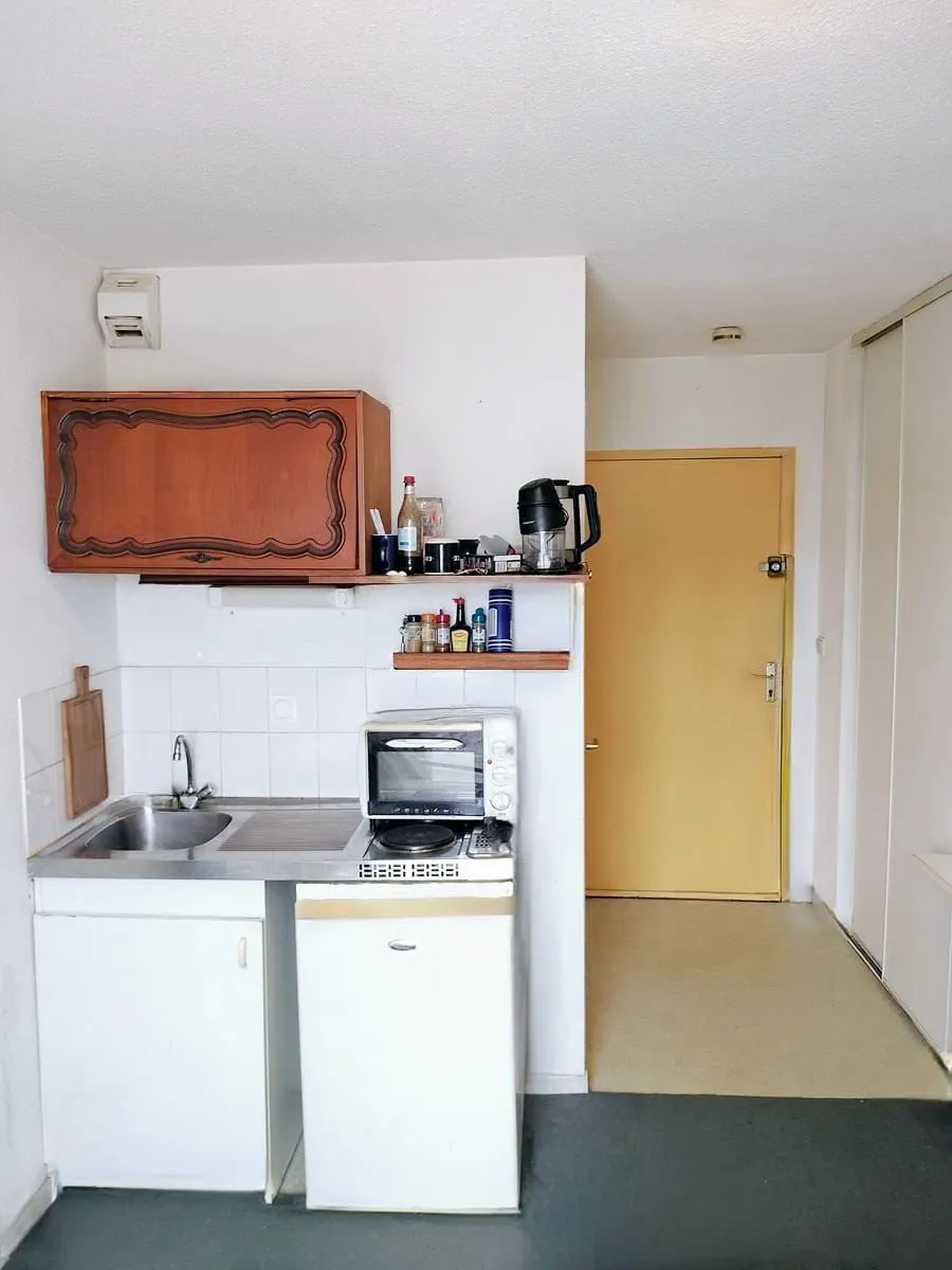 Studio meublé à vendre à Saint-Nazaire - Investissement locatif idéal 