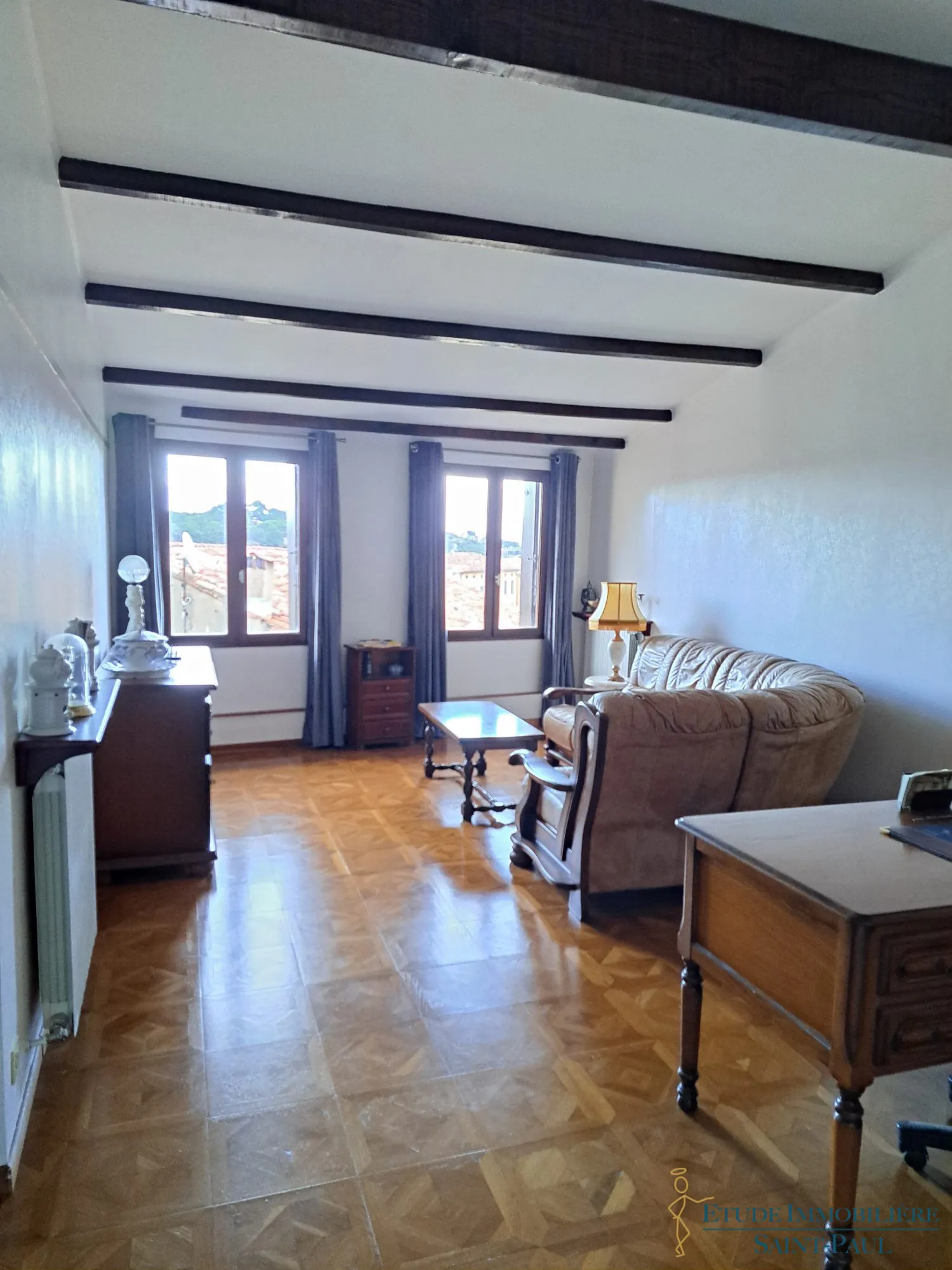 magnifique appartement T5 de 143 m² à Clermont-l'Hérault avec vue 