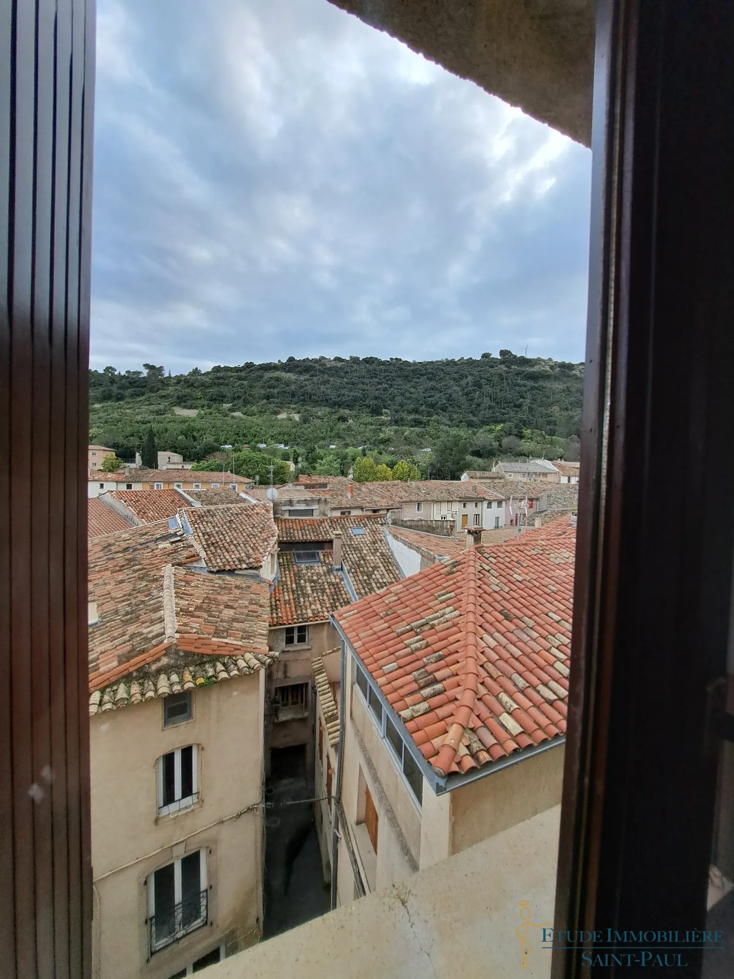 magnifique appartement T5 de 143 m² à Clermont-l'Hérault avec vue 