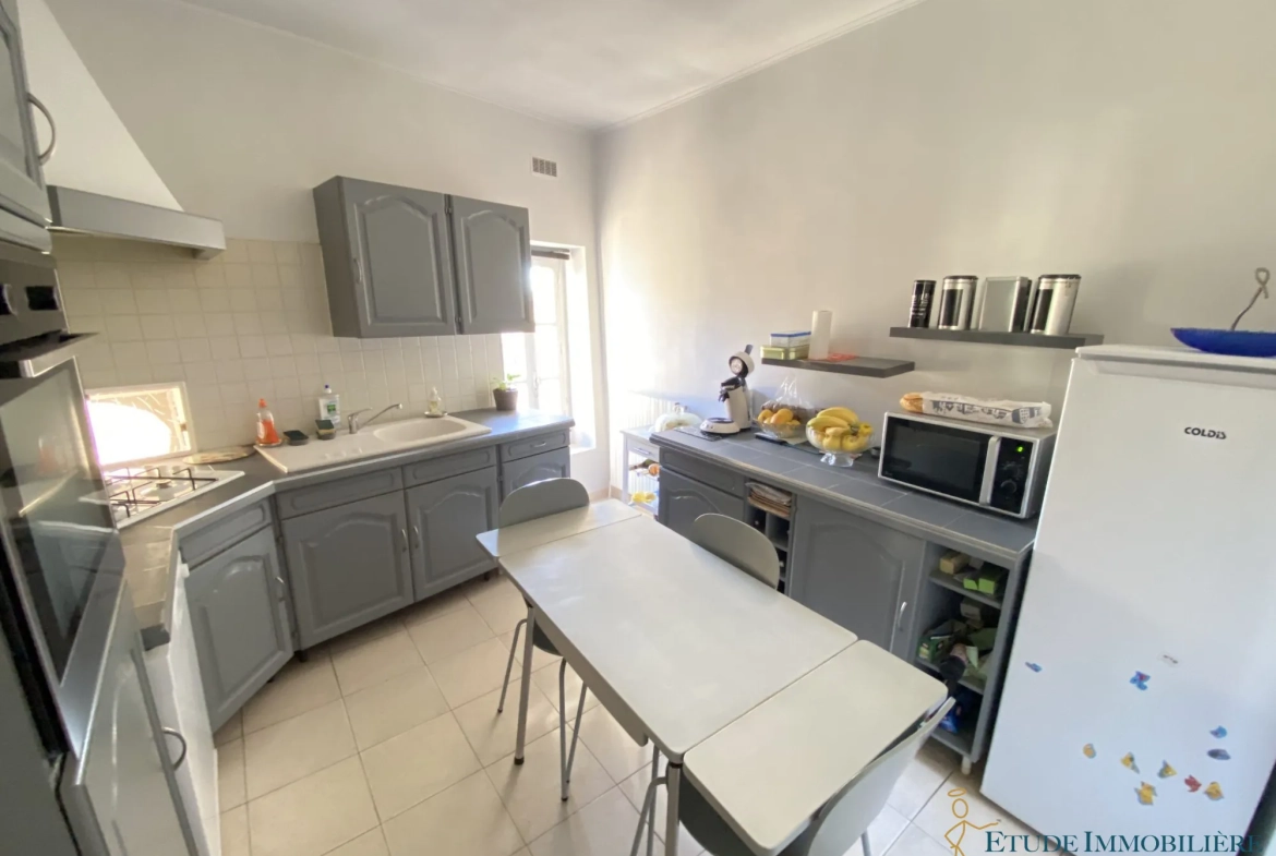 magnifique appartement T5 de 143 m² à Clermont-l'Hérault avec vue 