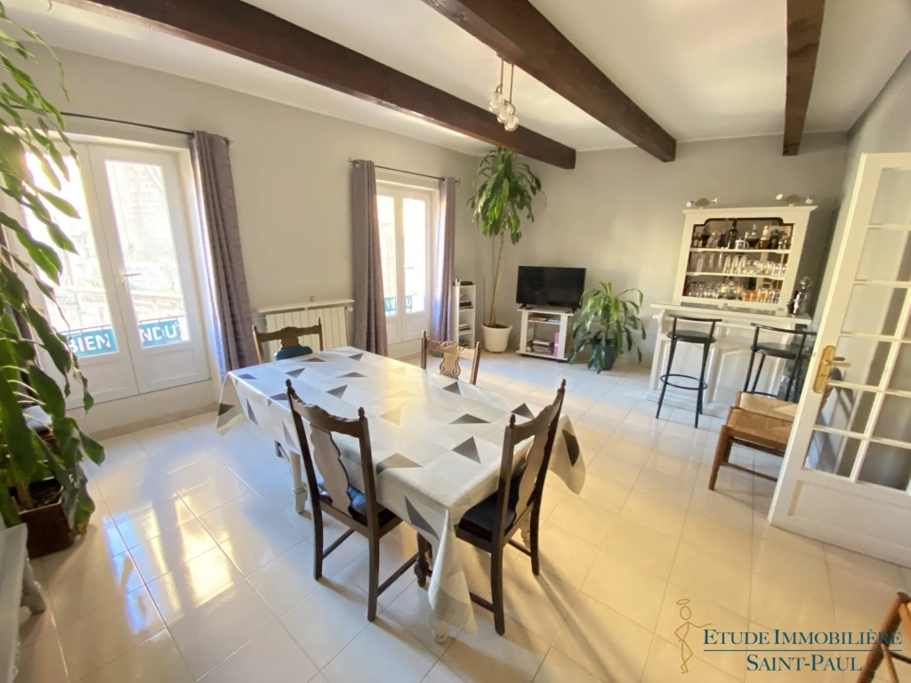 magnifique appartement T5 de 143 m² à Clermont-l'Hérault avec vue