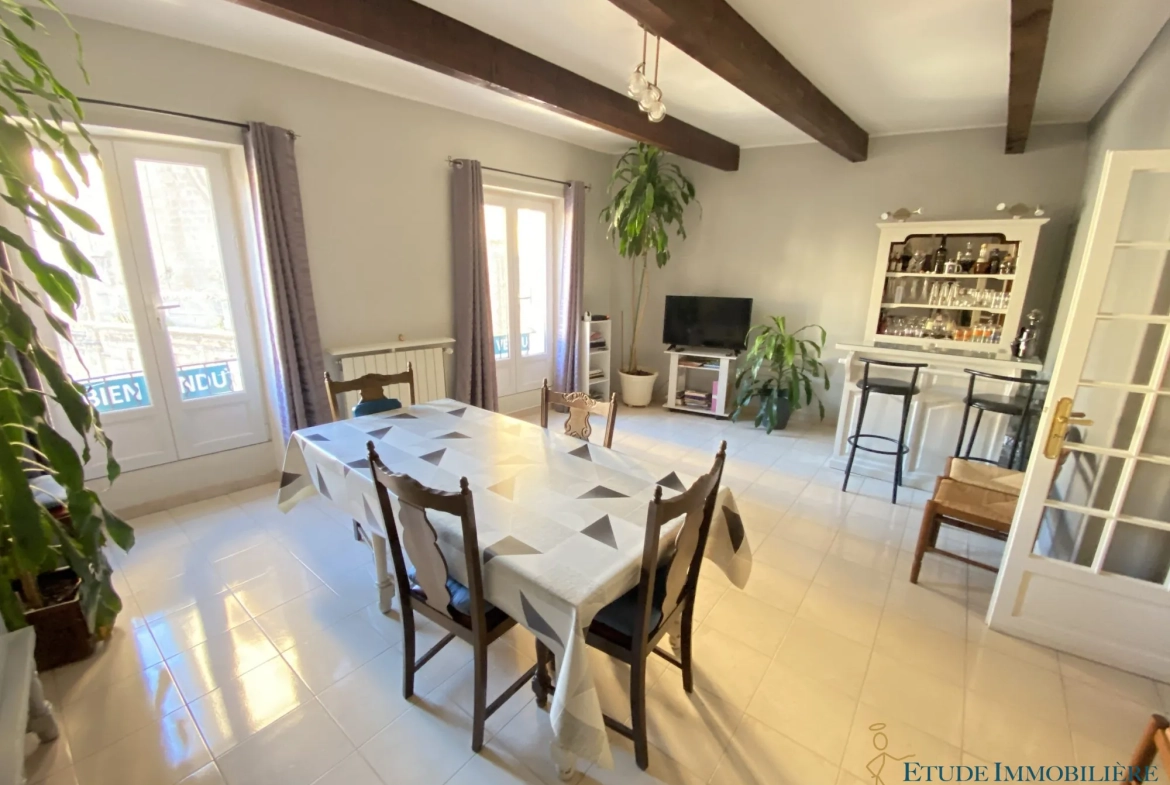 magnifique appartement T5 de 143 m² à Clermont-l'Hérault avec vue 