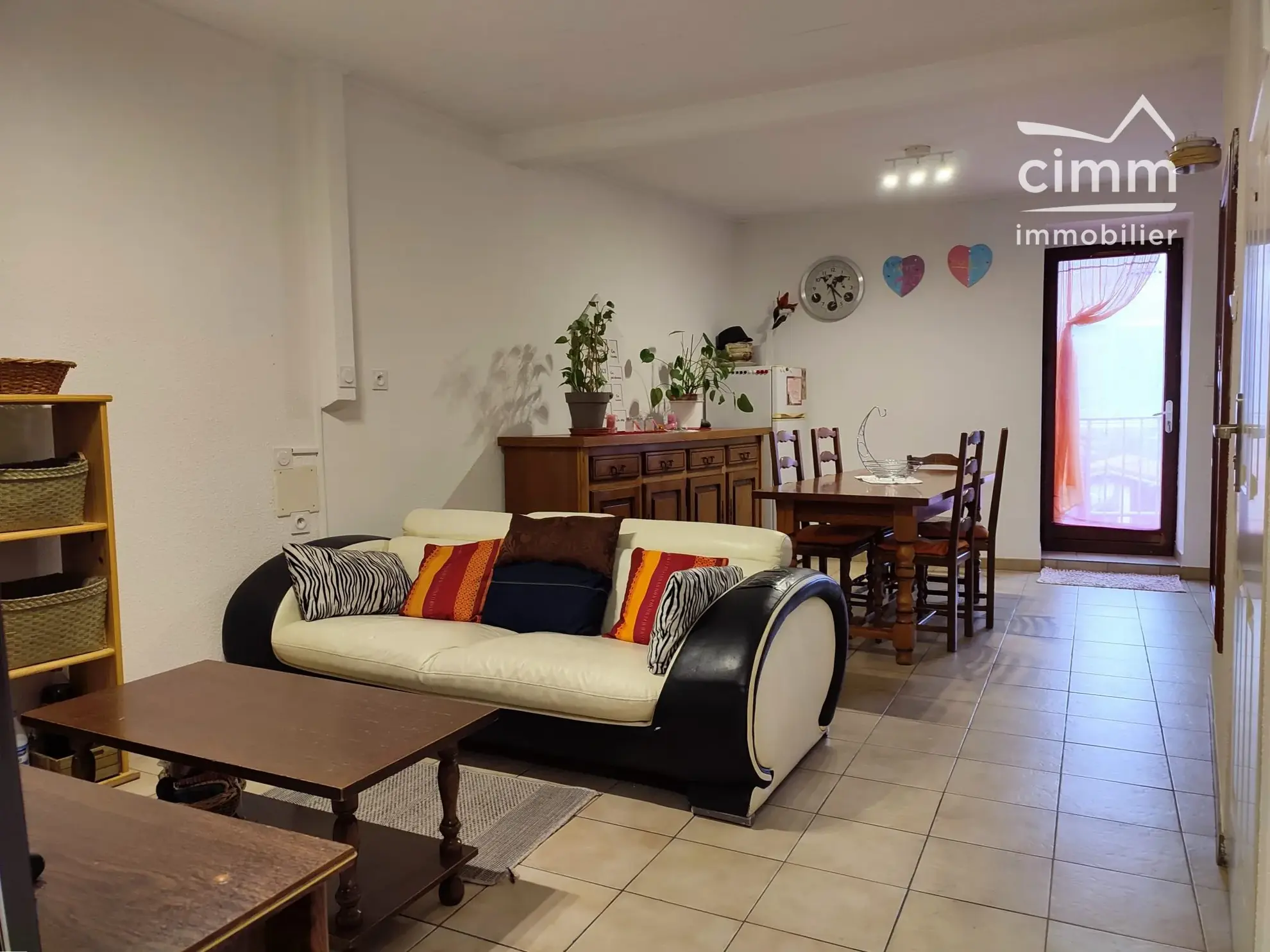 Appartement T3 à TULLINS avec balcon, cave et vue dégagée 