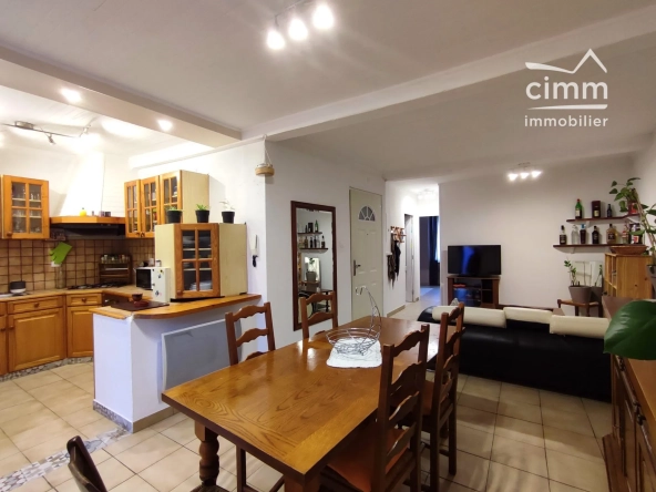 Appartement T3 à TULLINS avec balcon, cave et vue dégagée