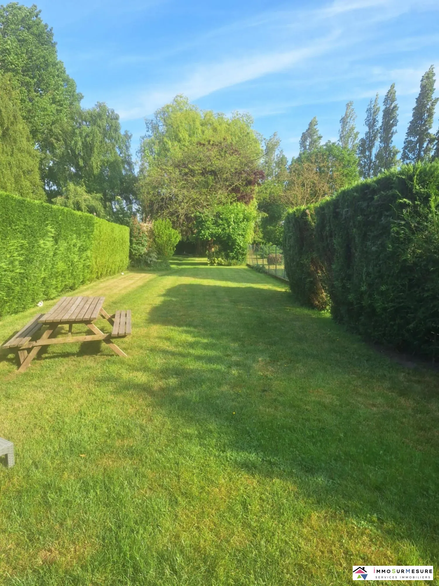 Charmante maison en pierre avec jardin et garage à Sainte Foy la Grande 