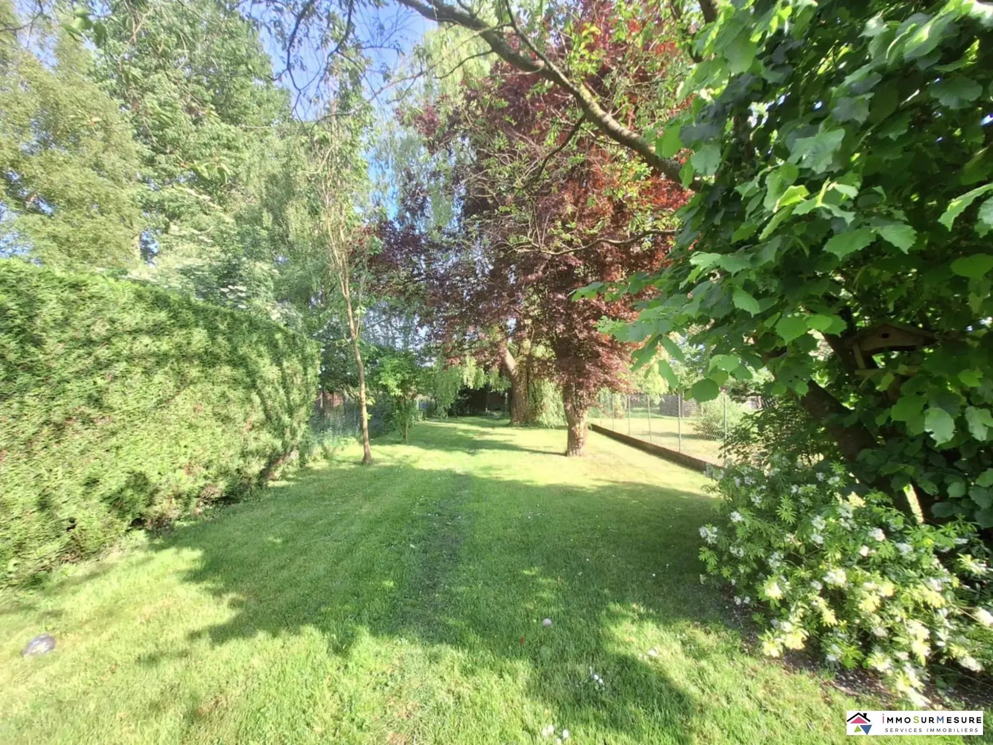 Charmante maison en pierre avec jardin et garage à Sainte Foy la Grande 