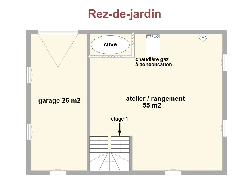 Maison à rénover avec grand jardin et garage à Labarthe-Rivière 