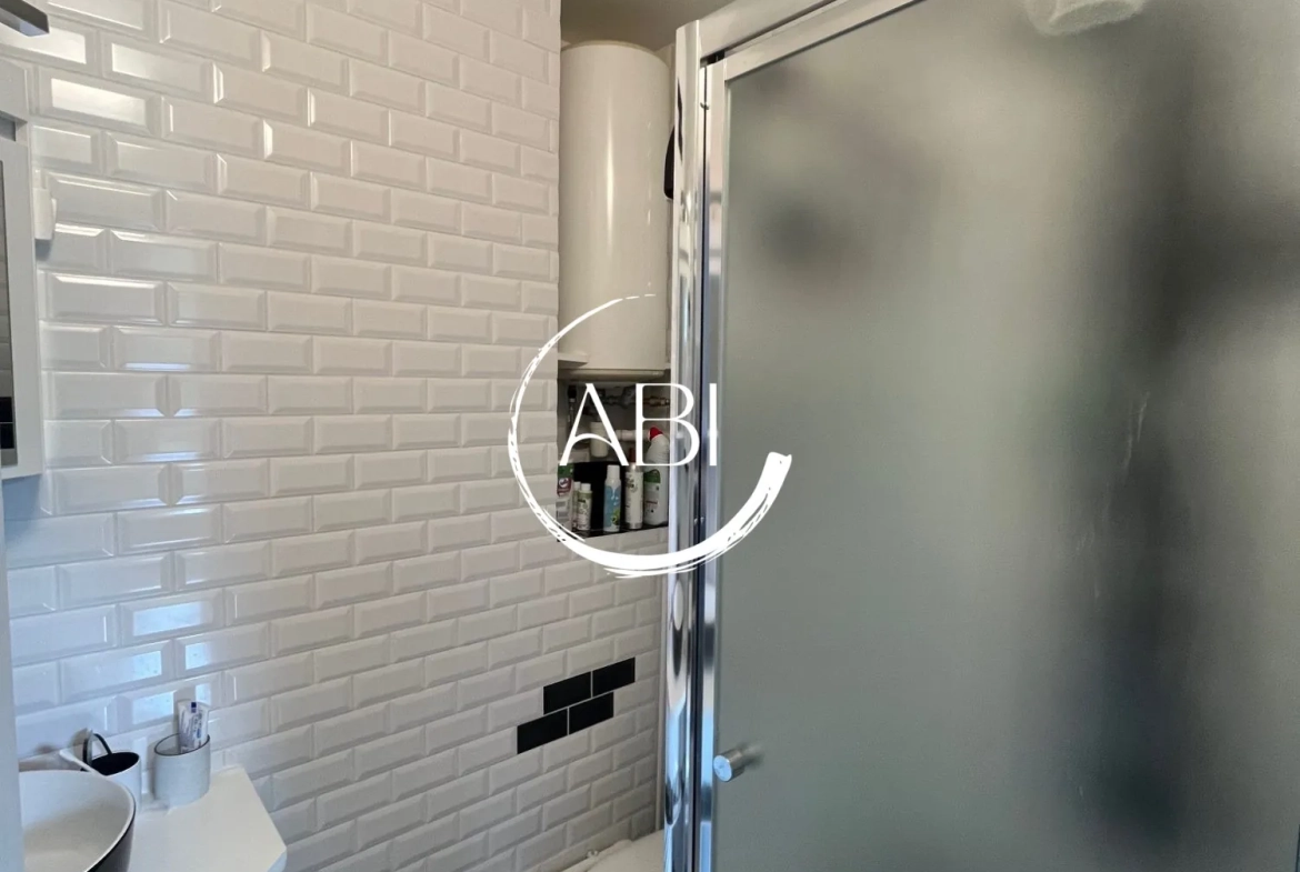 Studio à vendre à Bagnoles de l'Orne - 30,57 m² avec mezzanine, idéal investisseur 