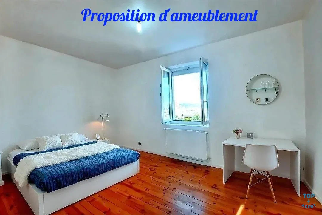 Maison mitoyenne rénovée de 208 m² avec 4 chambres et garage à Châteaucreux, Saint-Étienne 